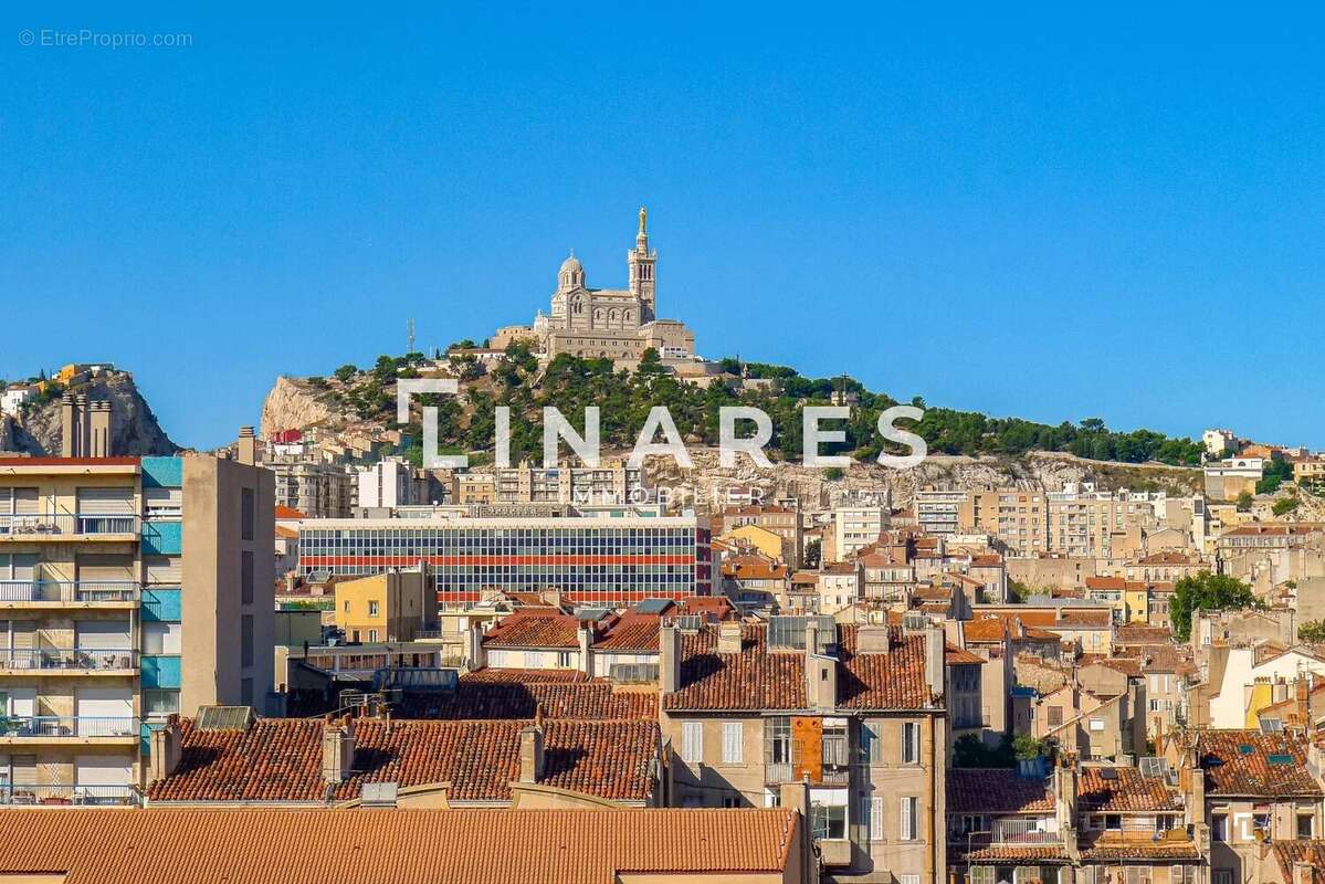 Appartement à MARSEILLE-6E