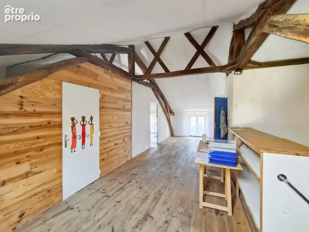 Maison de rue - Immeuble de 205m2 avec cave et jardin à Vic-Fezensac - photo 2