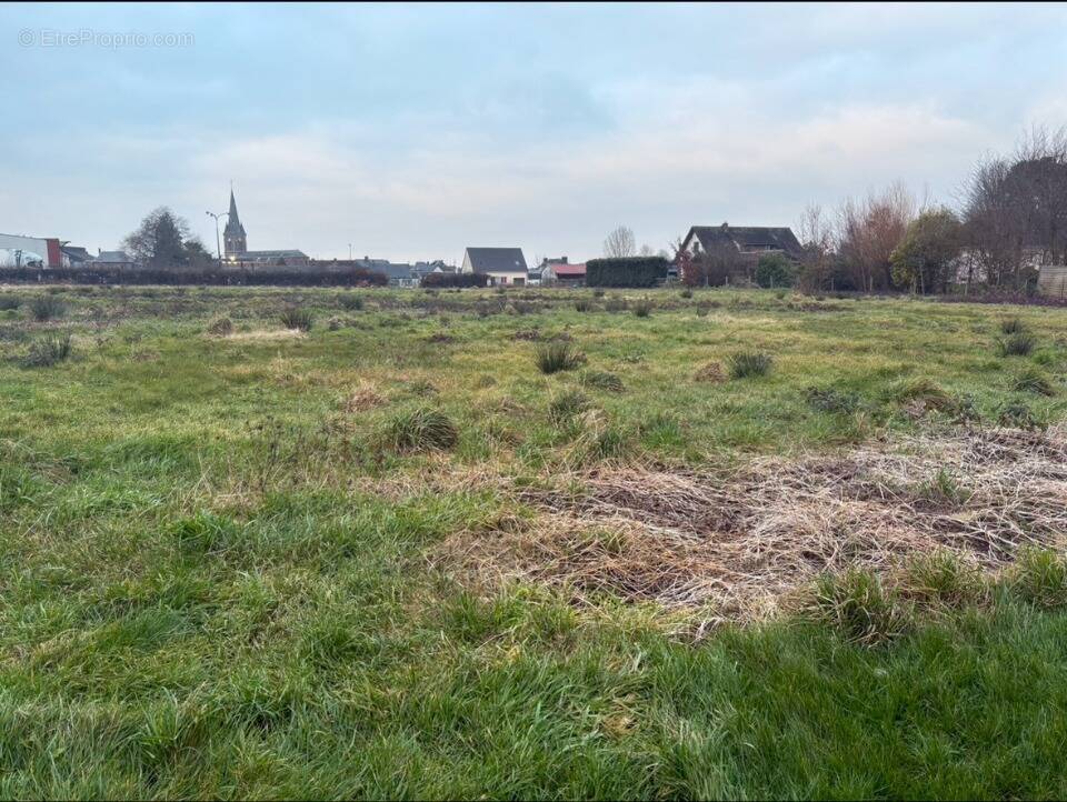 Terrain à YERVILLE