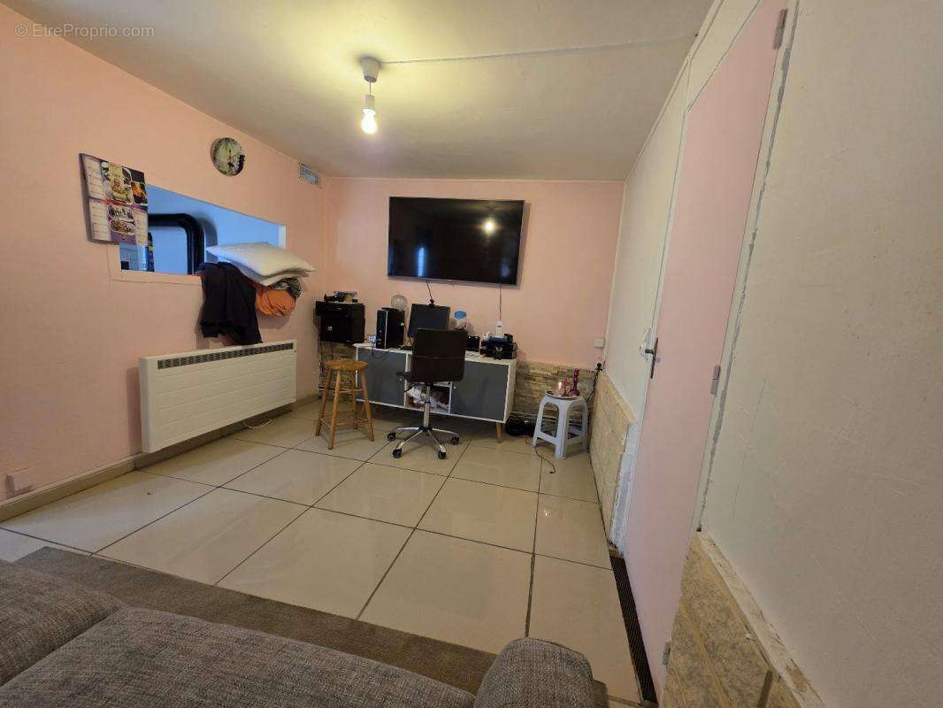 Maison à MEZIERES-EN-BRENNE