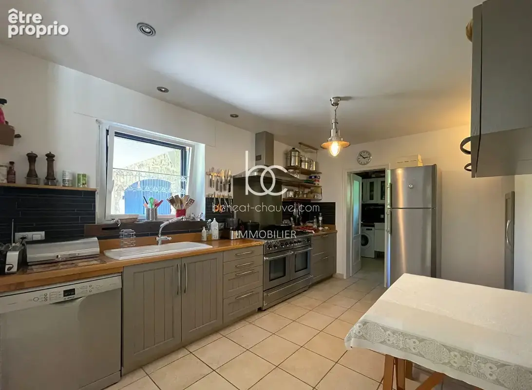ARZON BOURG - Maison de caractère avec grand jardin ! - photo 5