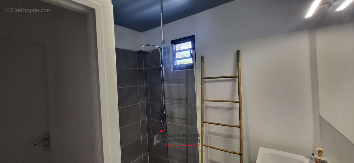 Appartement à LE MOULE