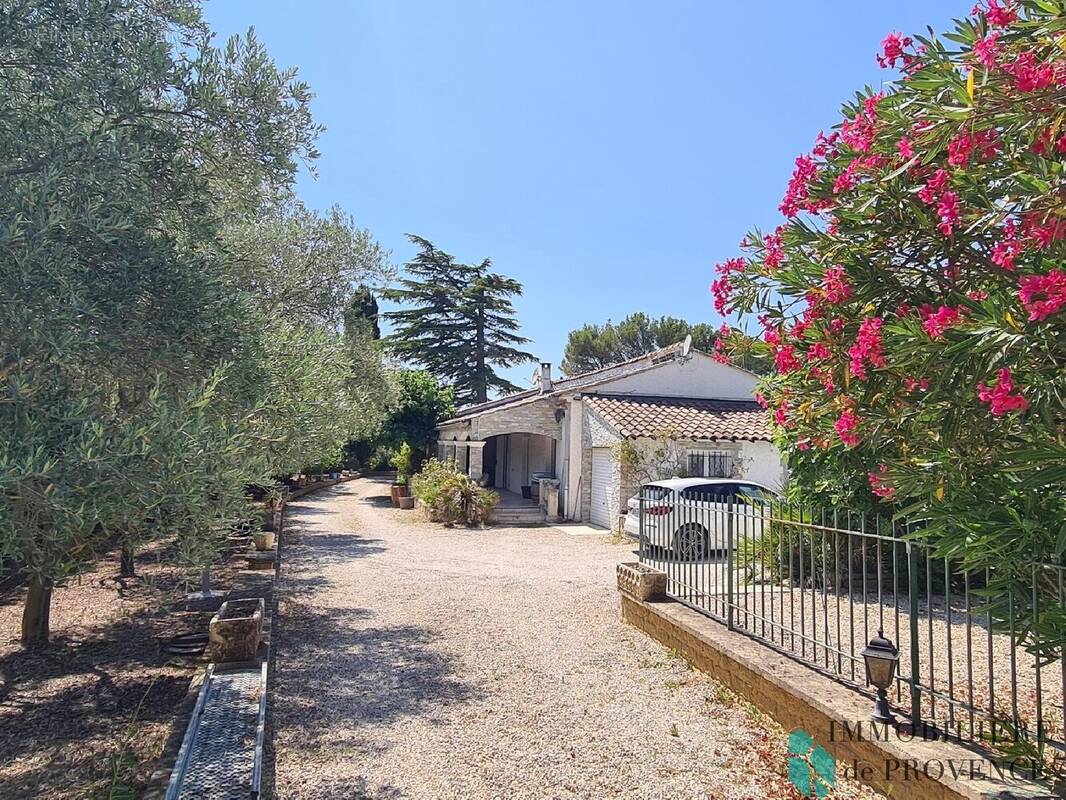 Maison à BARBENTANE