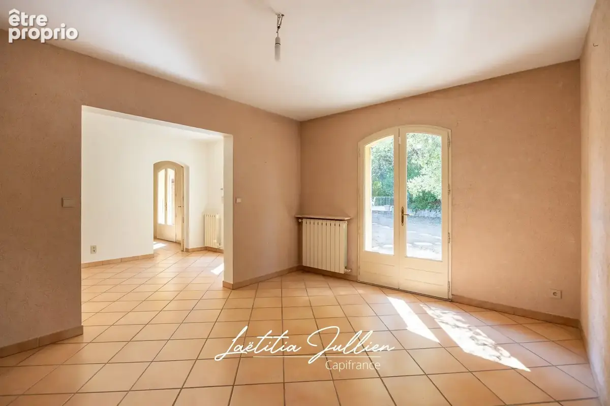 En exclusivité par Laëtitia JULLIEN – Marseille 11e – Saint-Menet – Propriété T4 de près de 150 m² habitables avec studio indépe - photo 16