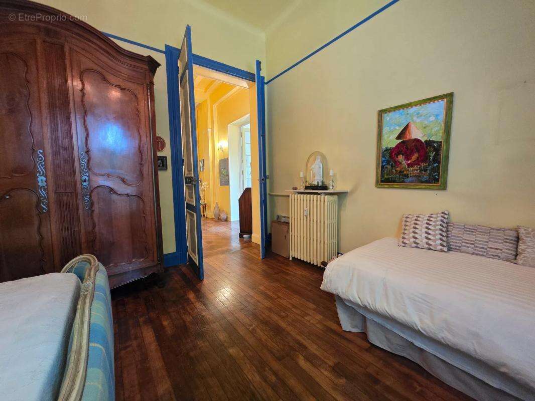 Appartement à GRUCHET-LE-VALASSE