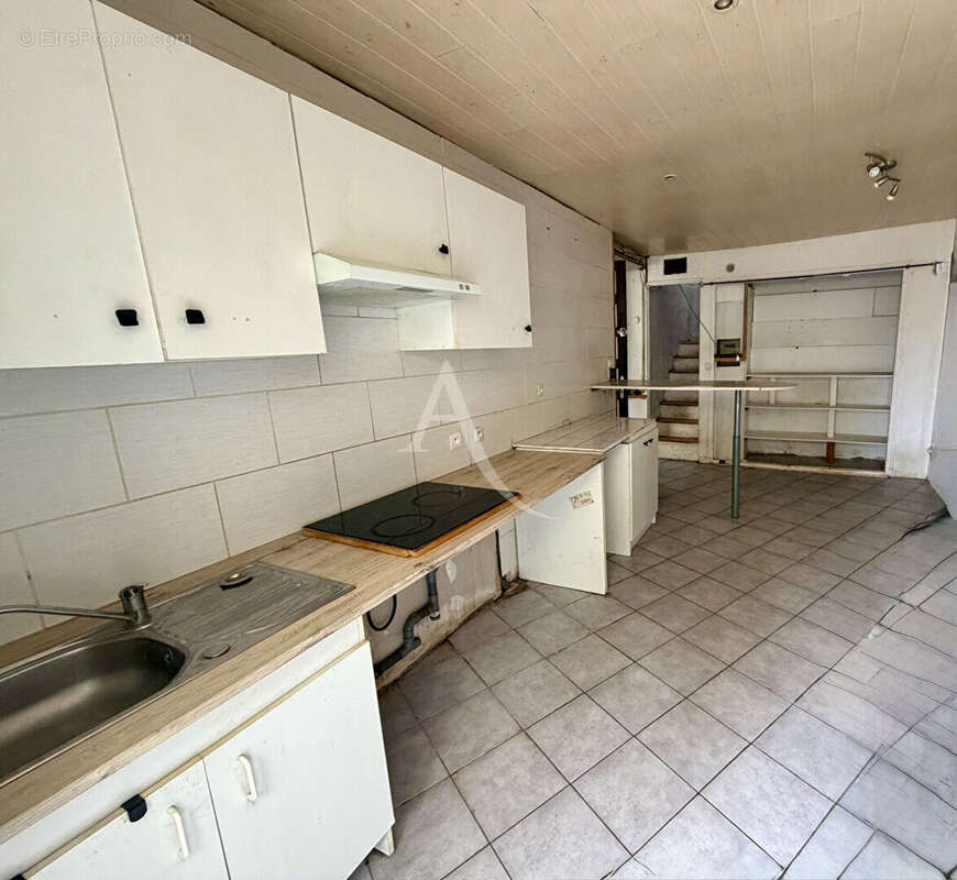 Spécial investisseur immeuble centre ville  Jurancon 11 pièce(s) et terrain - photo 6