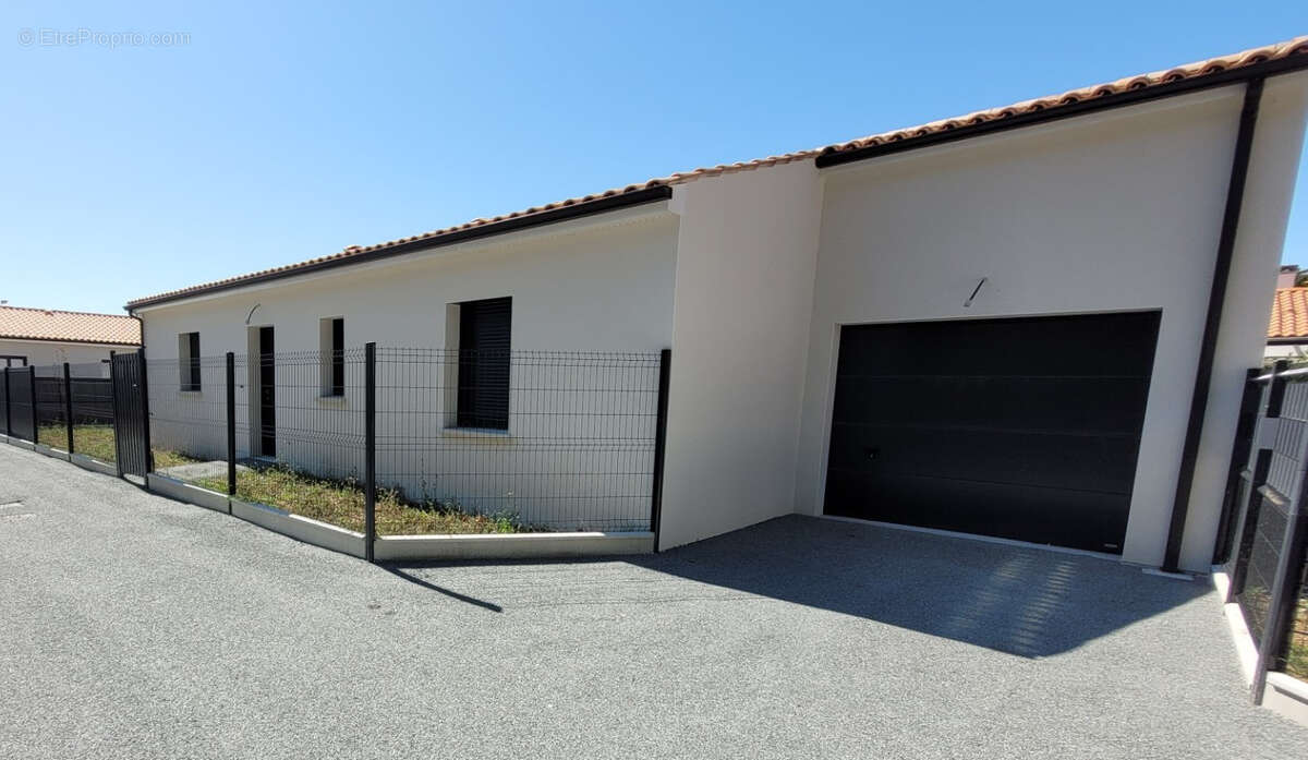 Maison à SAINT-SULPICE-DE-ROYAN