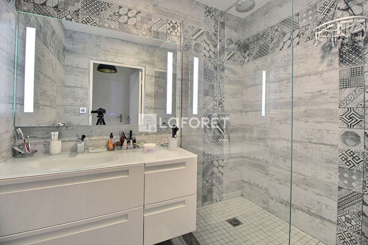 Appartement à SURESNES