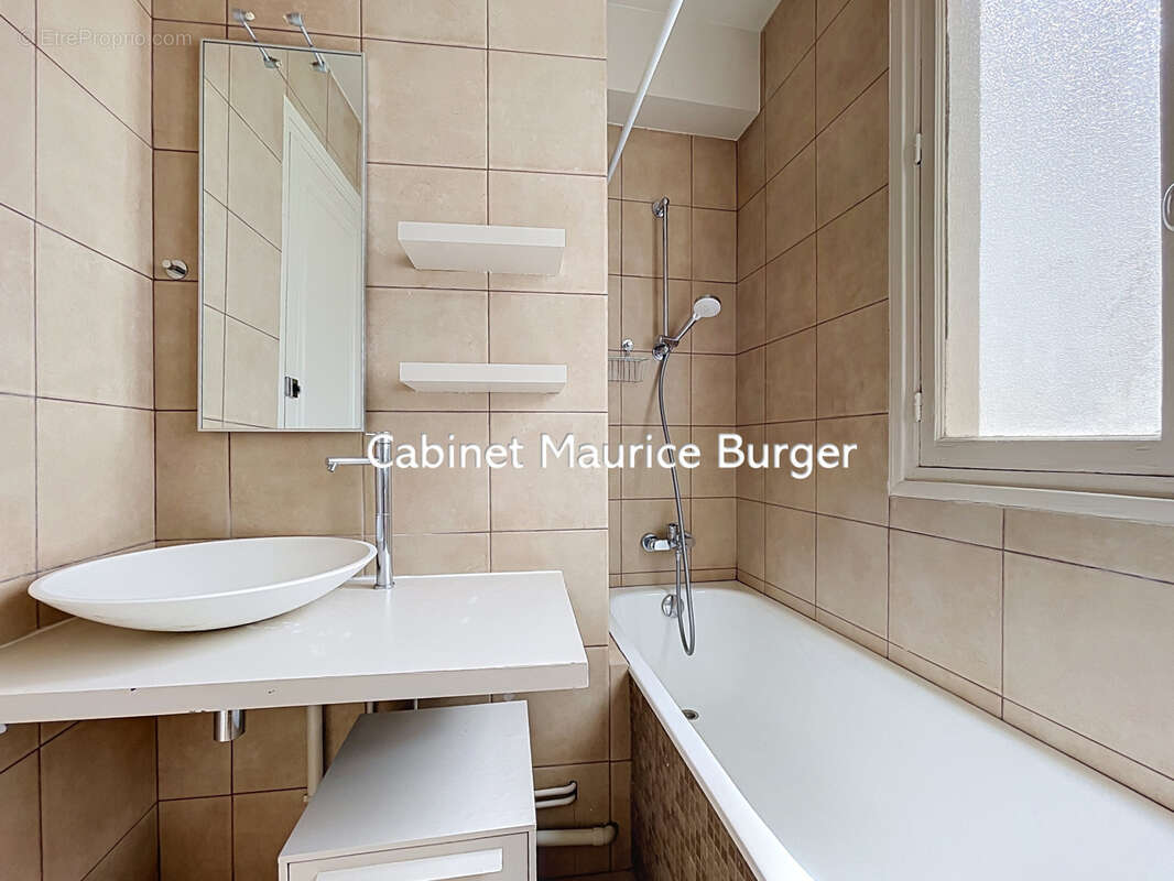 Appartement de caractère   104,55 m2   Immeuble de standing - photo 16
