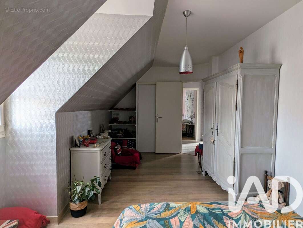 Maison 118 m² à Troarn  - photo 7
