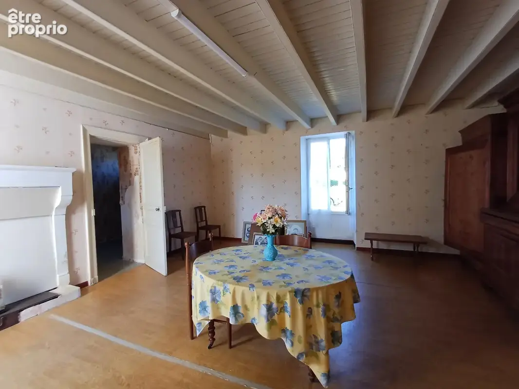Maison en village - A rénover - photo 8