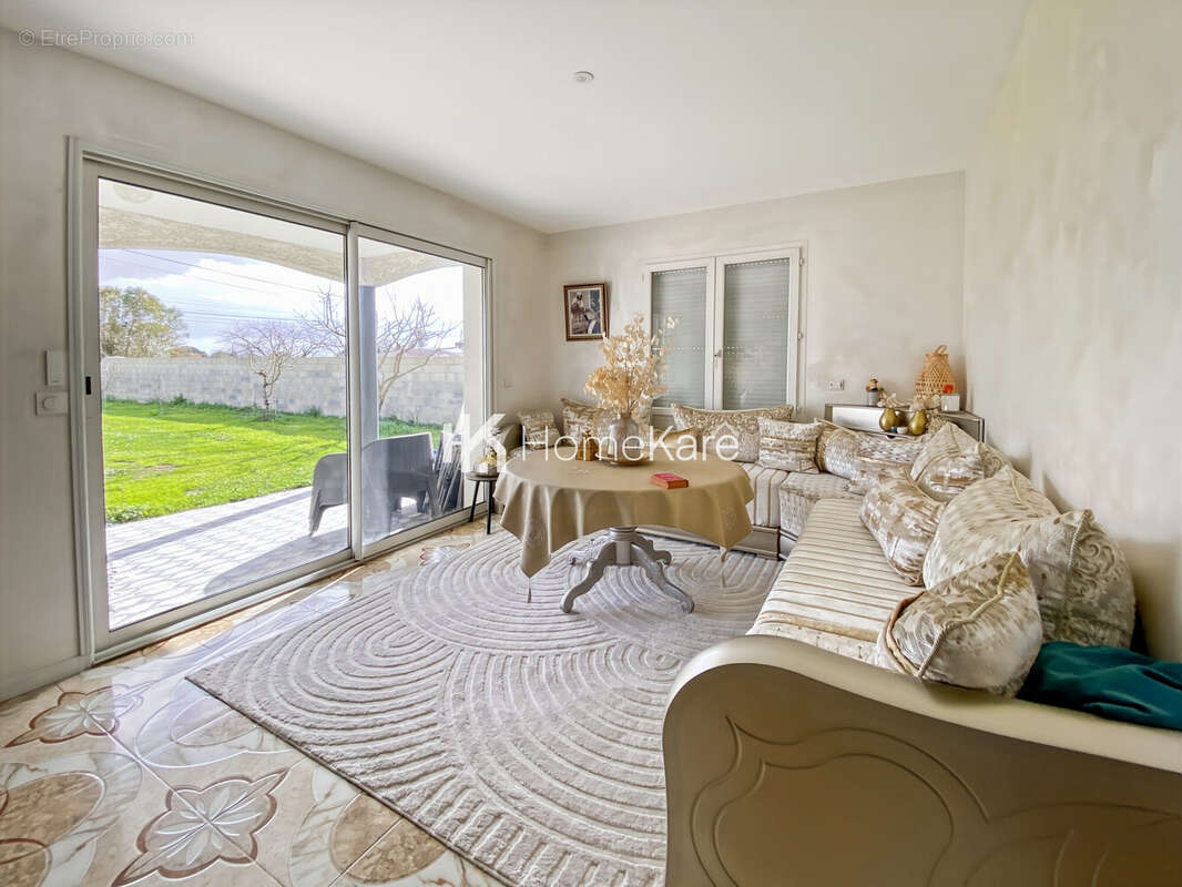 Maison à SAINTE-BAZEILLE