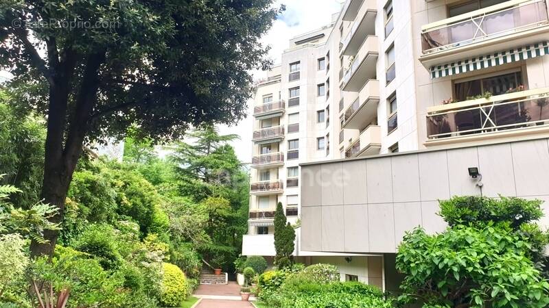 Appartement à PARIS-12E