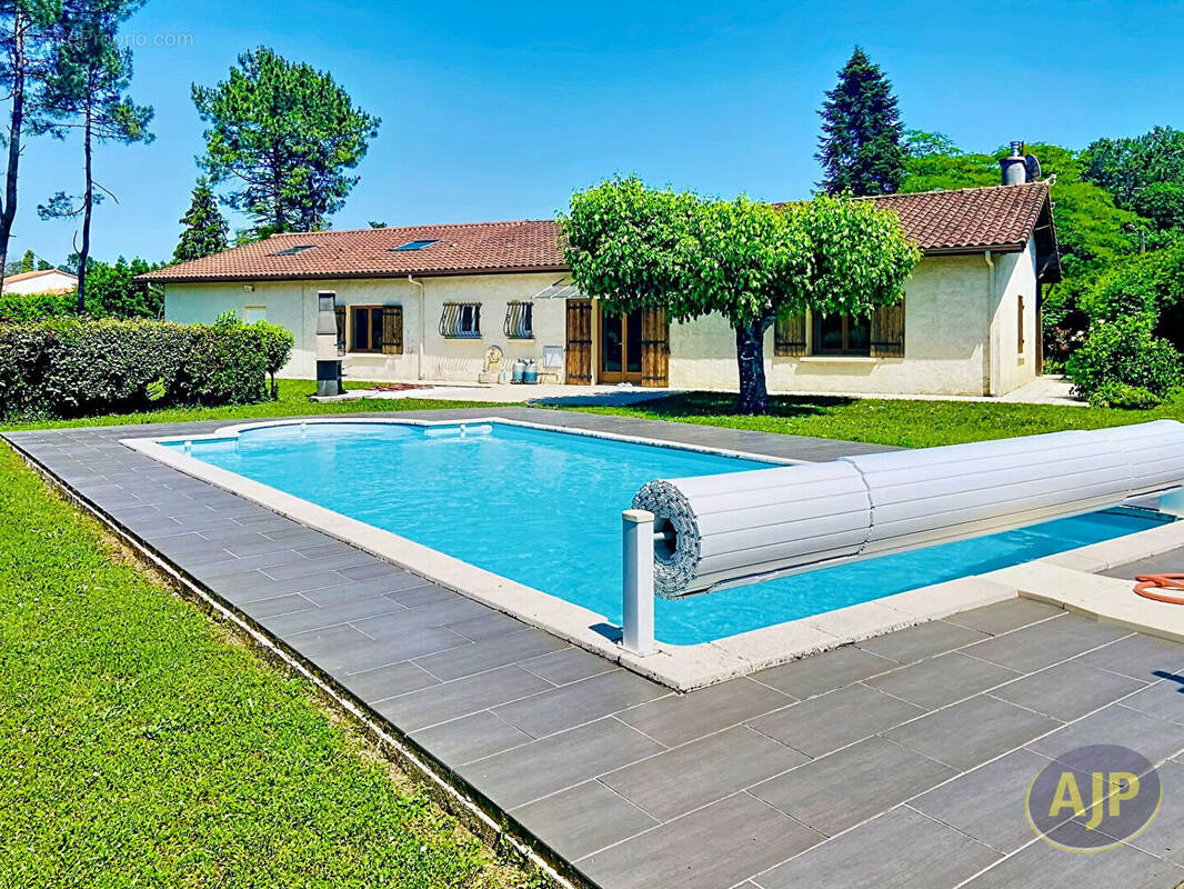Maison à LESPARRE-MEDOC