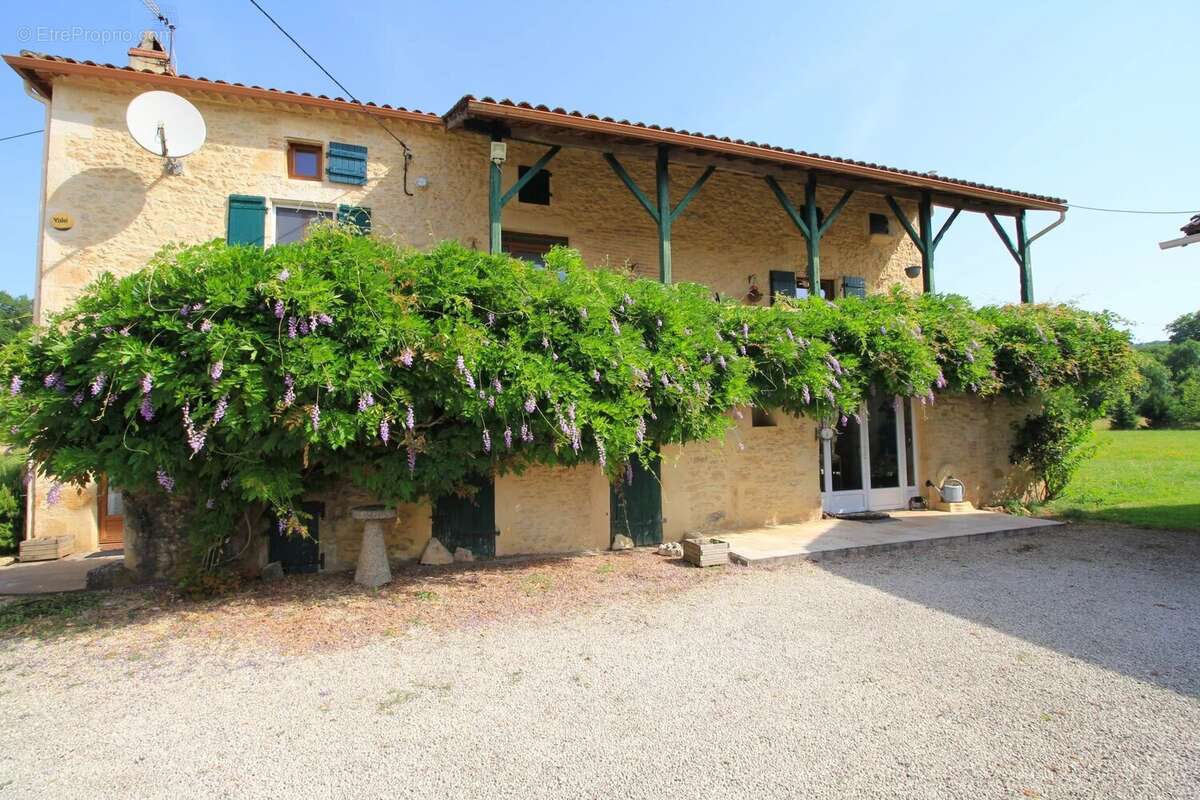 Maison à PUY-L'EVEQUE