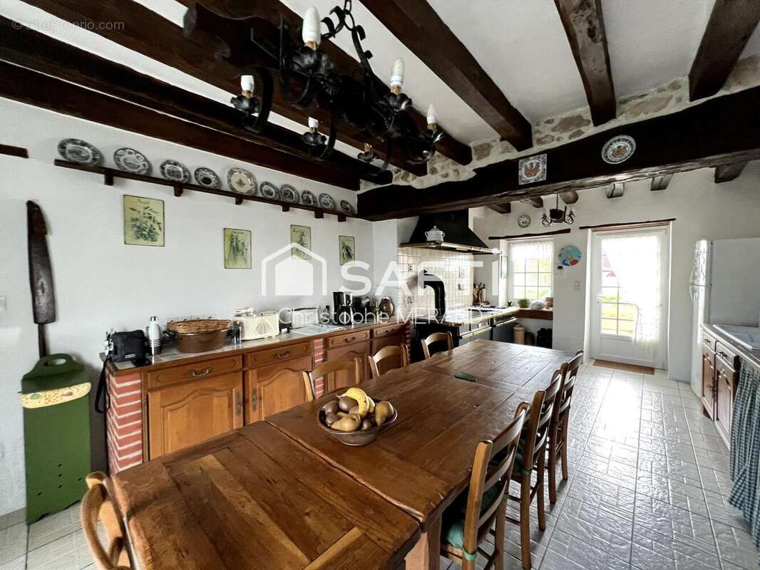 Photo 9 - Maison à LES ORMES