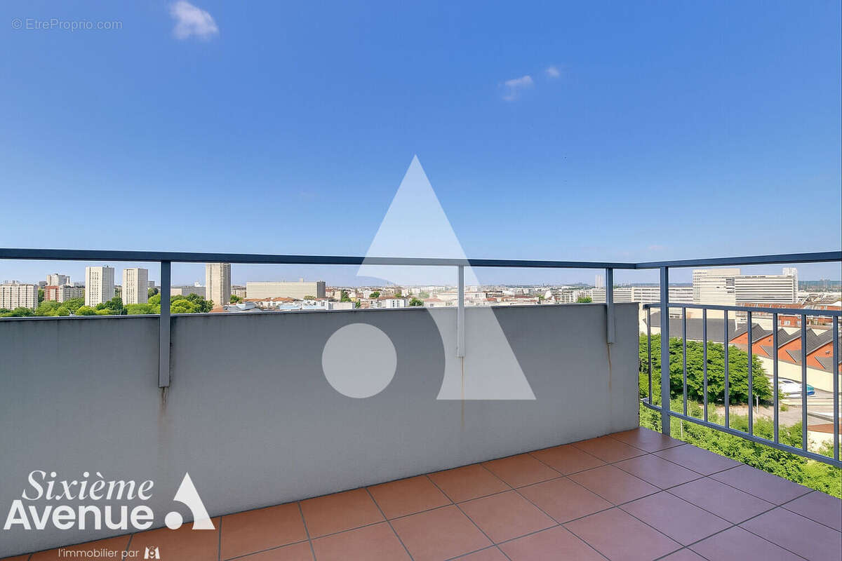 Appartement à AUBERVILLIERS