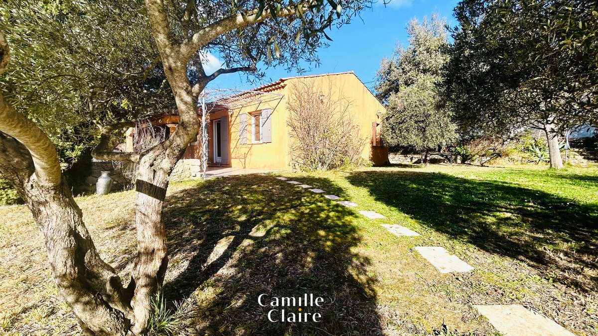 Maison à POURRIERES