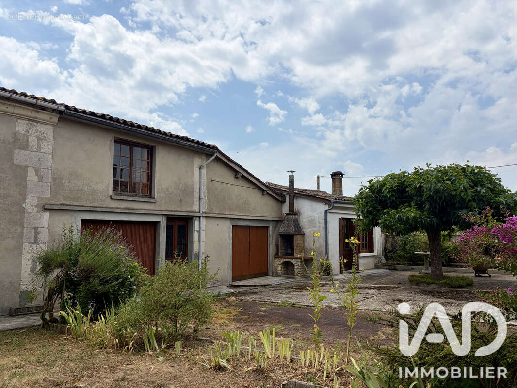 Maison 135 m² à Pouillac  - photo 4