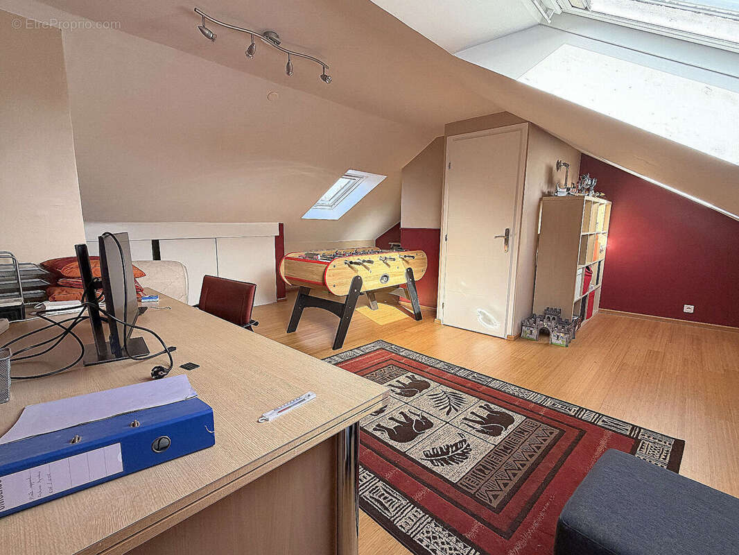 Maison à MONTIGNY-LE-BRETONNEUX