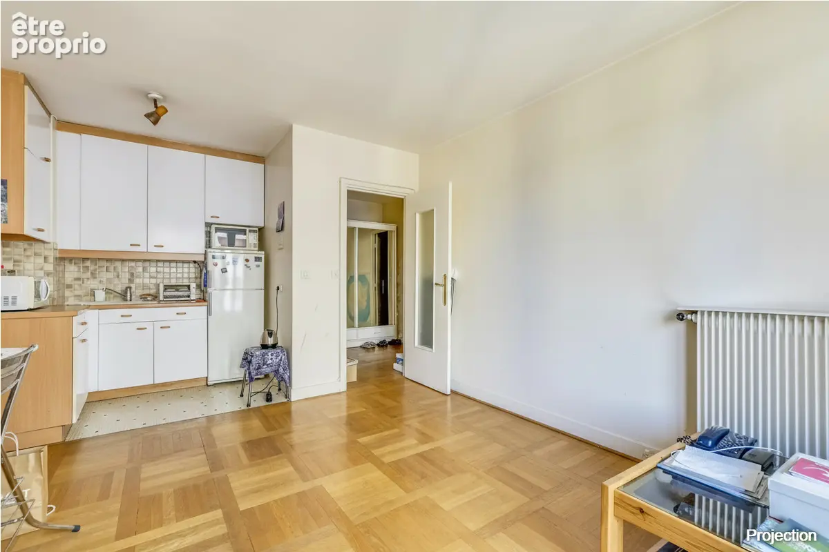 Paris 5e - place monge - t2 avec balcon, ascenseur et parking - photo 4