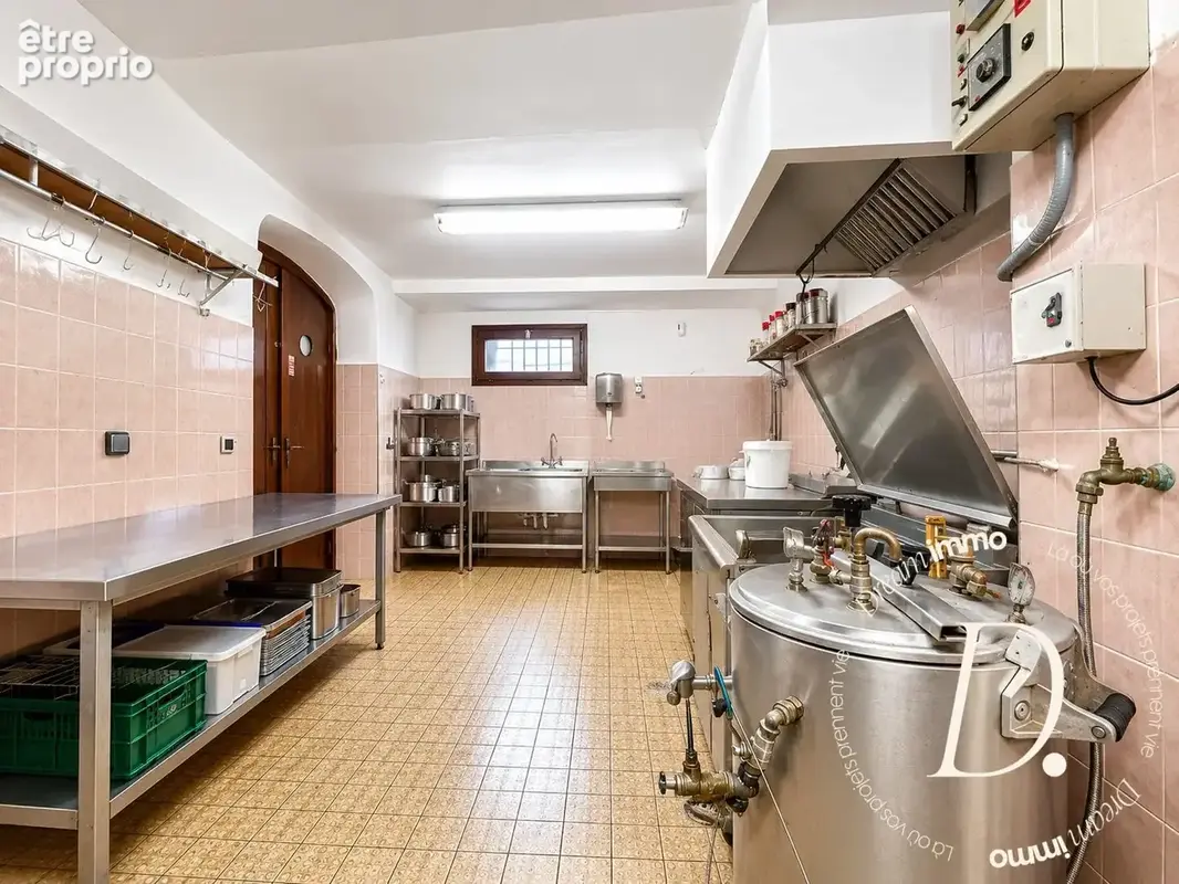 Appartement 198 m² à vendre à Saint-Laurent-De-Cerdans (66260) - photo 6