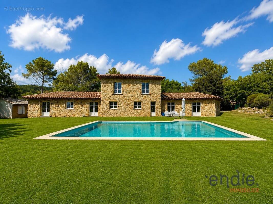 Maison à LORGUES