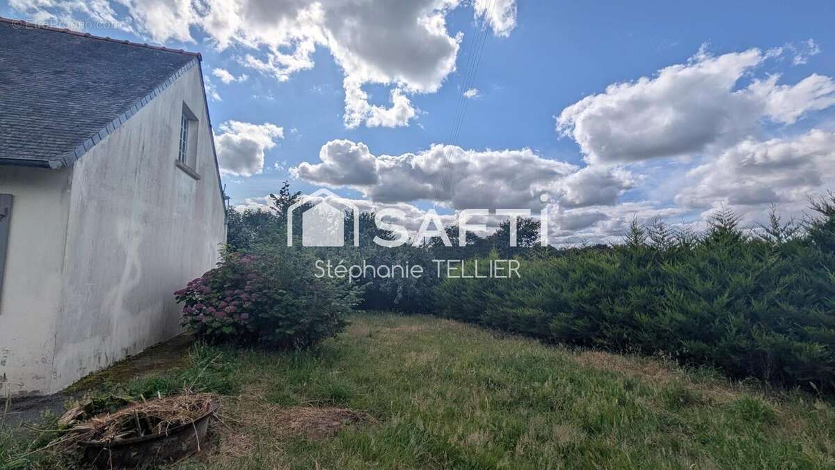 Maison 80 m² à Bourbriac  - photo 7