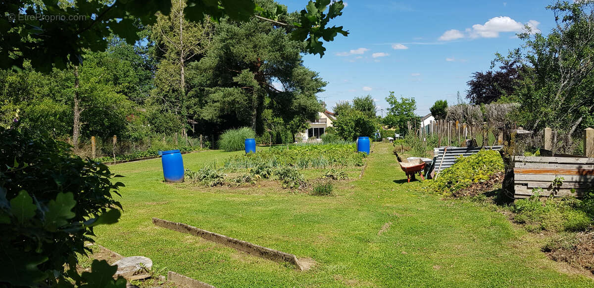 Maison à ARCES-DILO