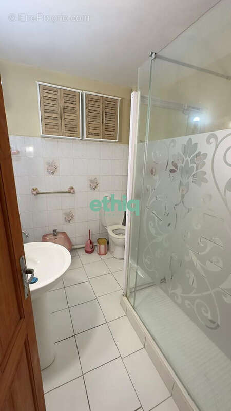 Maison à CAPESTERRE-BELLE-EAU