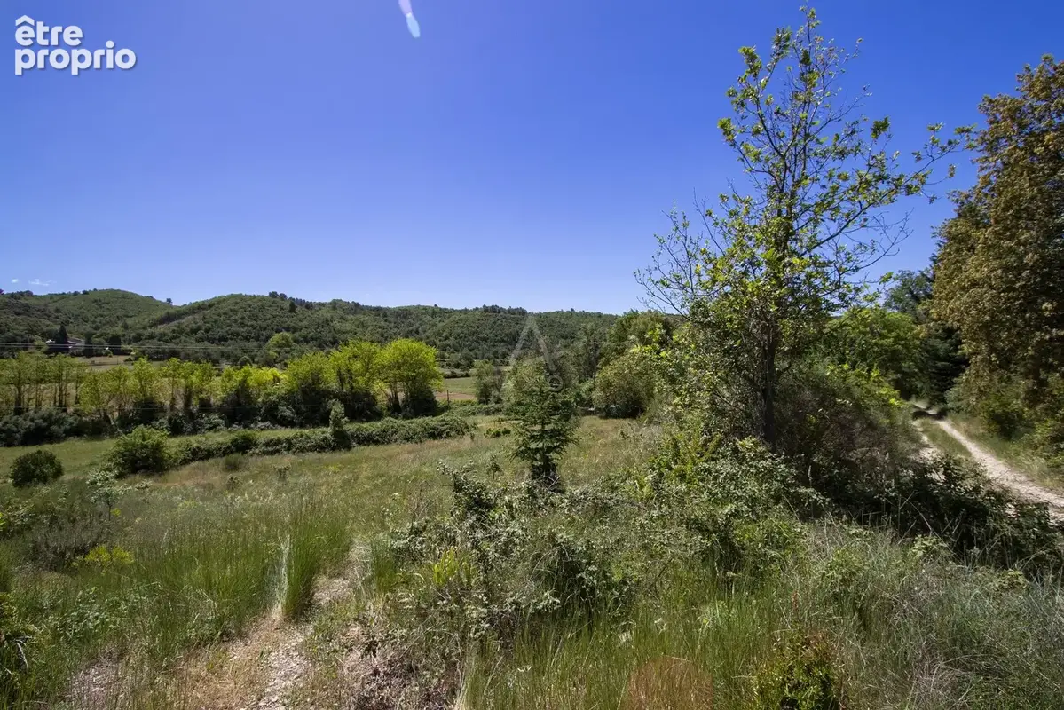 Allemagne en provence - terrain constructible - 1300m² - piscinable - exposé sud est - non viabilisé - 190 000  - photo 2