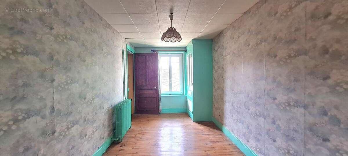 Photo 9 - Maison à REYRIEUX