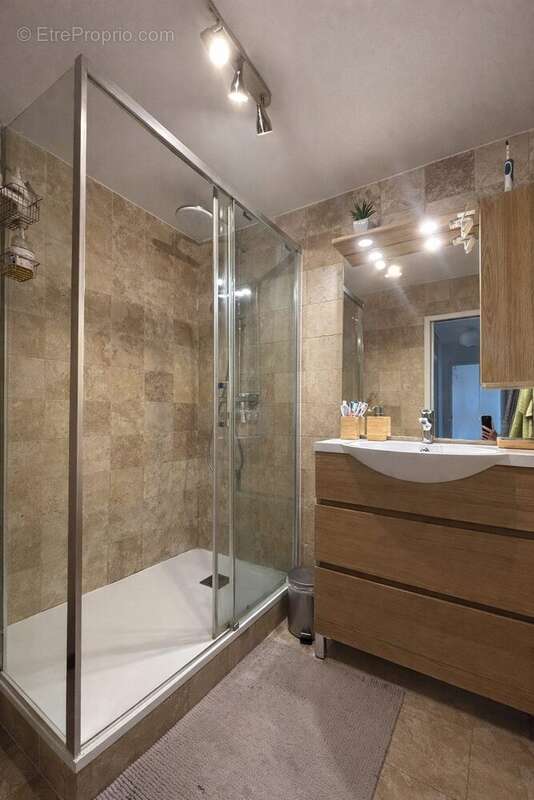 Appartement à MAISONS-ALFORT