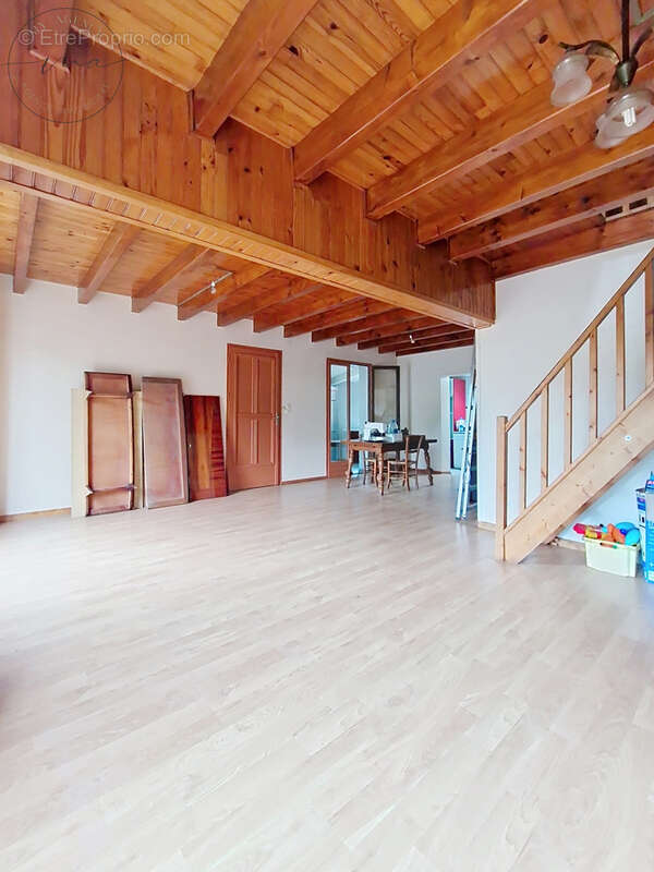Maison à FRAISSE-SUR-AGOUT