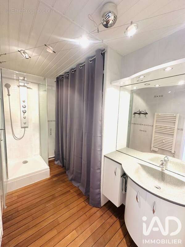 Appartement 91 m² à Talant  - photo 9