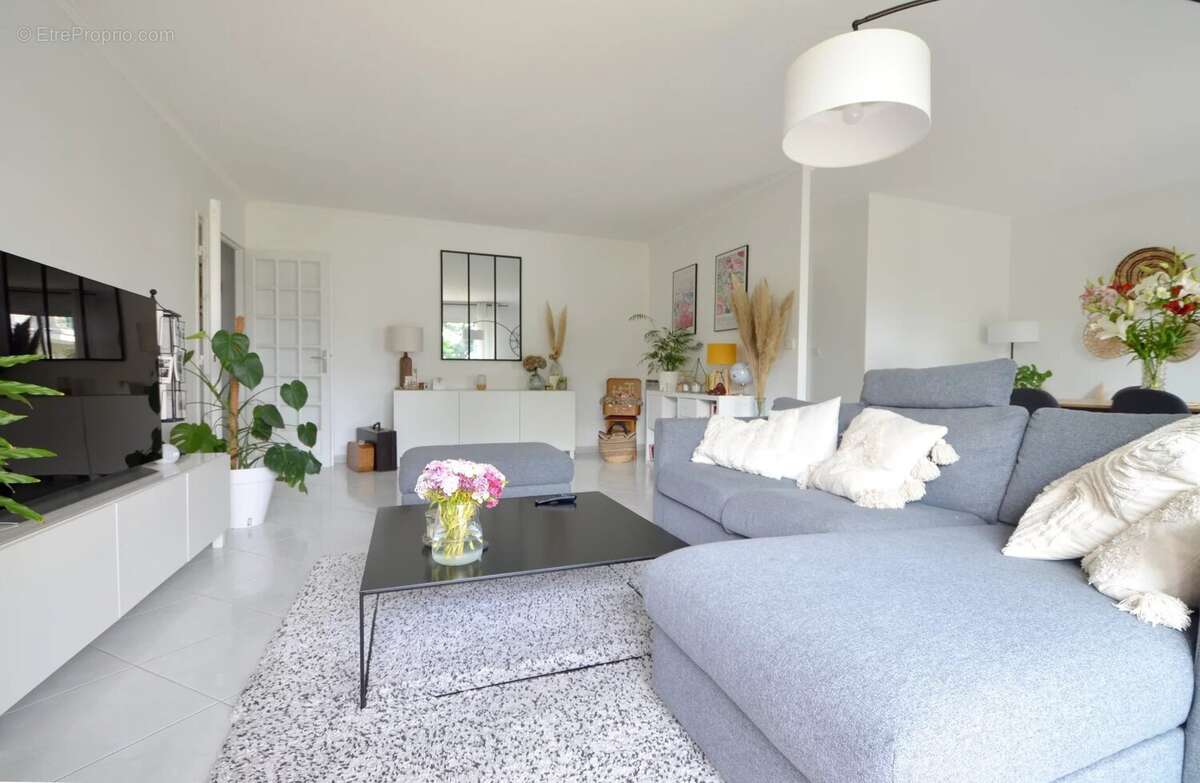Appartement à CROISSY-SUR-SEINE