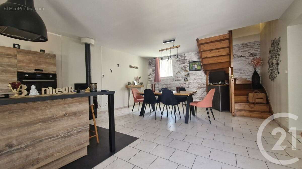 Maison à CLOYES-SUR-LE-LOIR