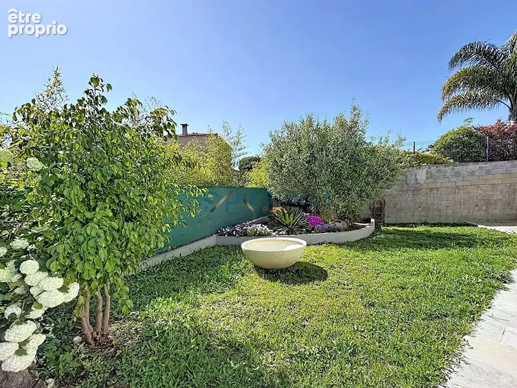 Villa contemporaine de plain-pied avec piscine, prestations haut de gamme - photo 16