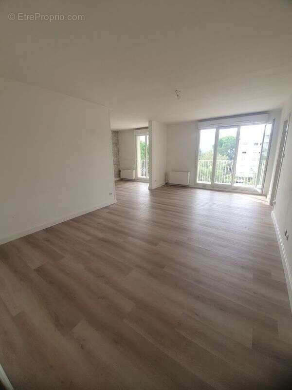 Appartement à MARSEILLE-11E