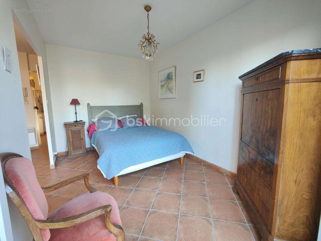 Appartement à MONTREDON-DES-CORBIERES