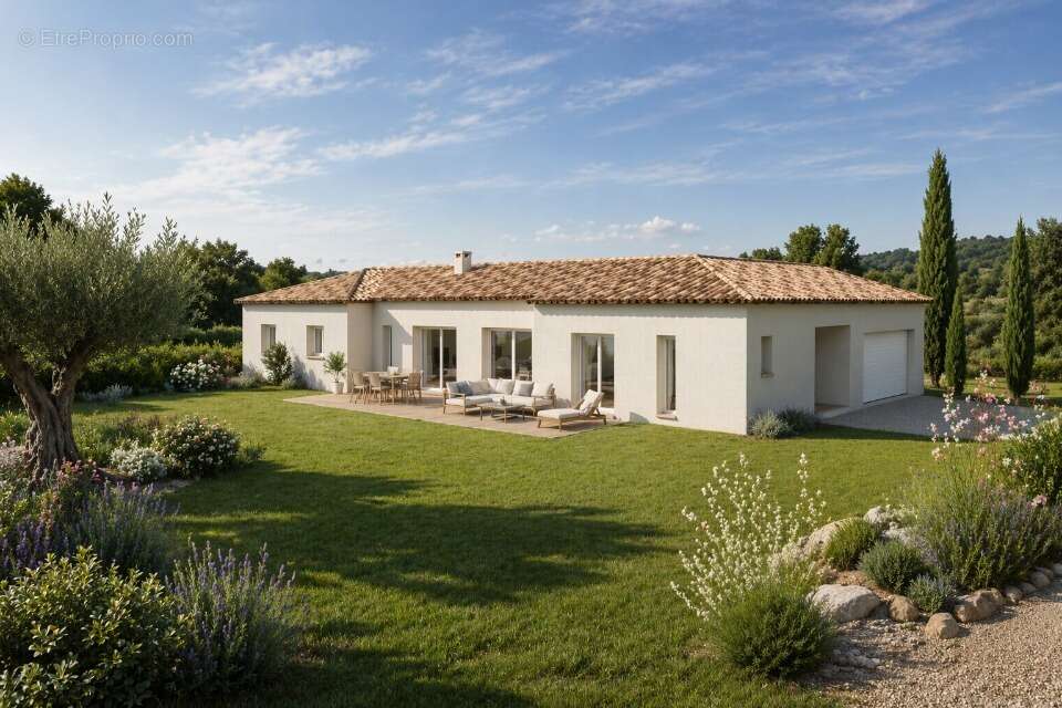 Terrain à ROQUEBRUNE-SUR-ARGENS