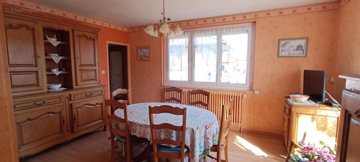 Maison à SAINT-SAUVEUR