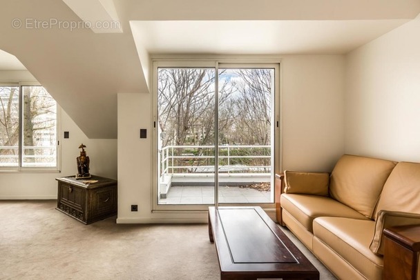 Maison à NEUILLY-SUR-SEINE