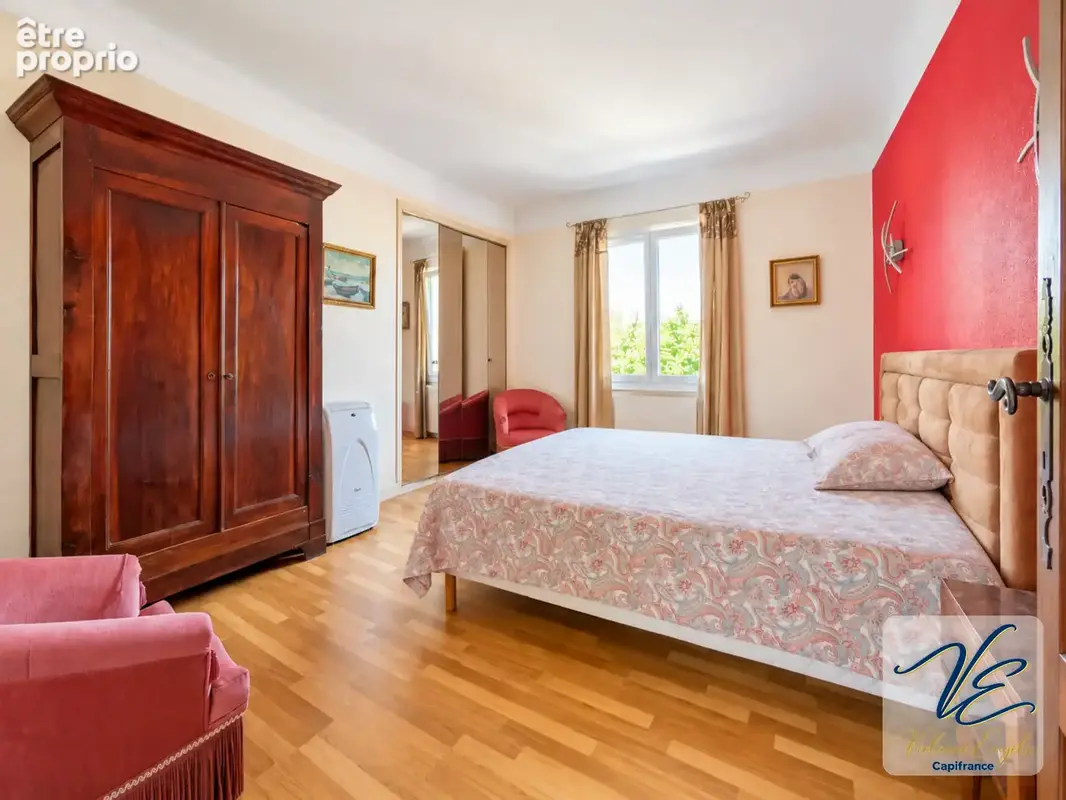 **À Cesseras, maison vigneronne de caractère avec jardin, 4 chambres et DPE B** - photo 11