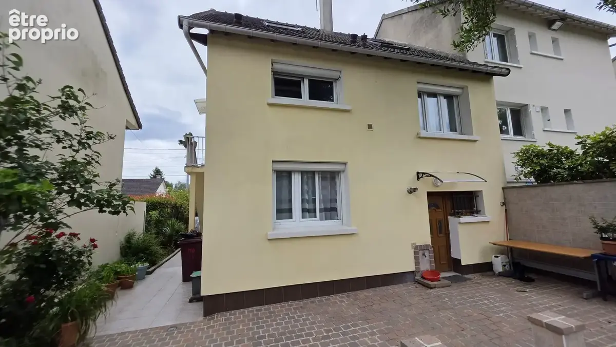 'MÉLISSA' Maison familiale située à Montfermeil - photo 2