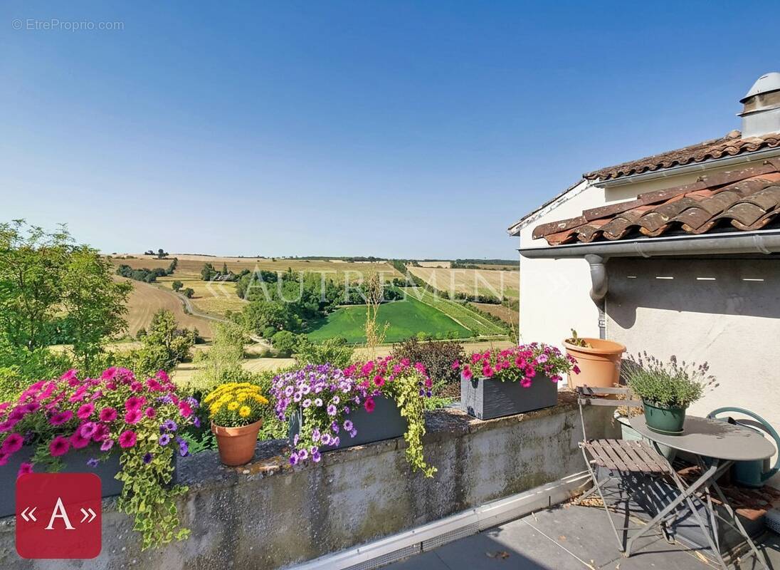 Maison à SALVAGNAC