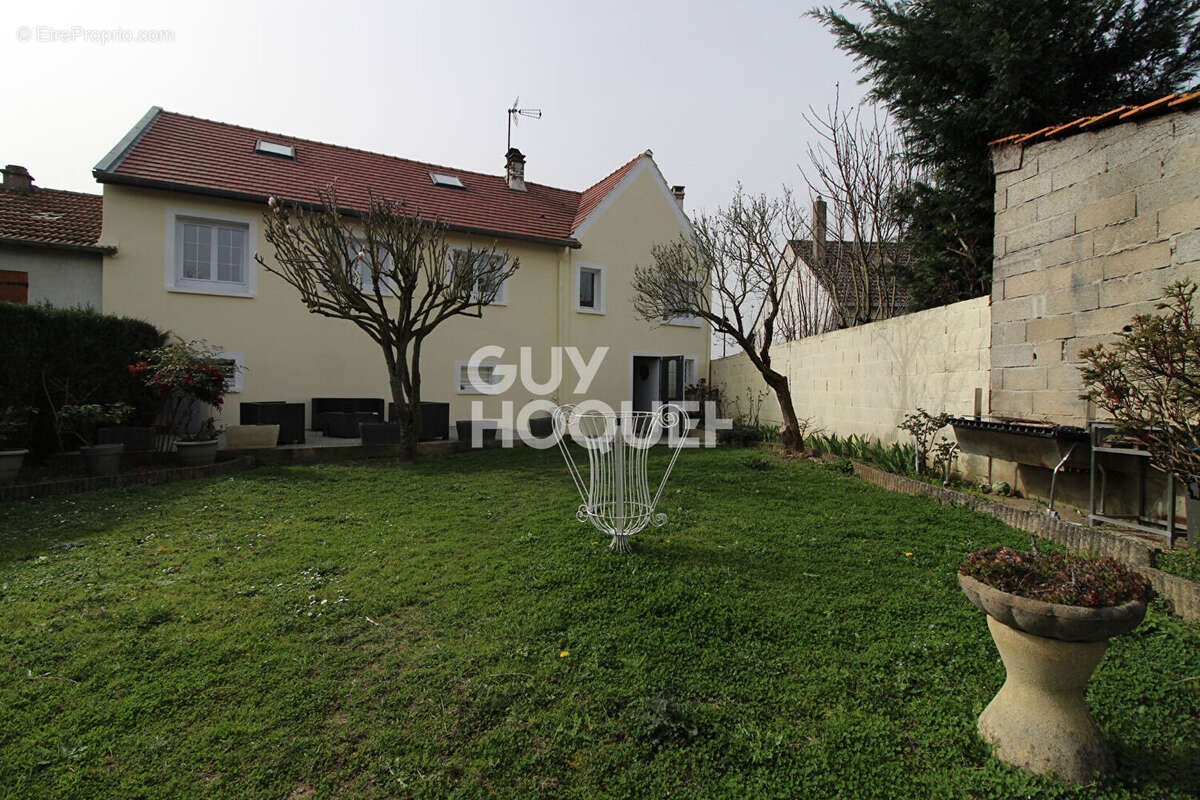 Maison à SOIGNOLLES-EN-BRIE