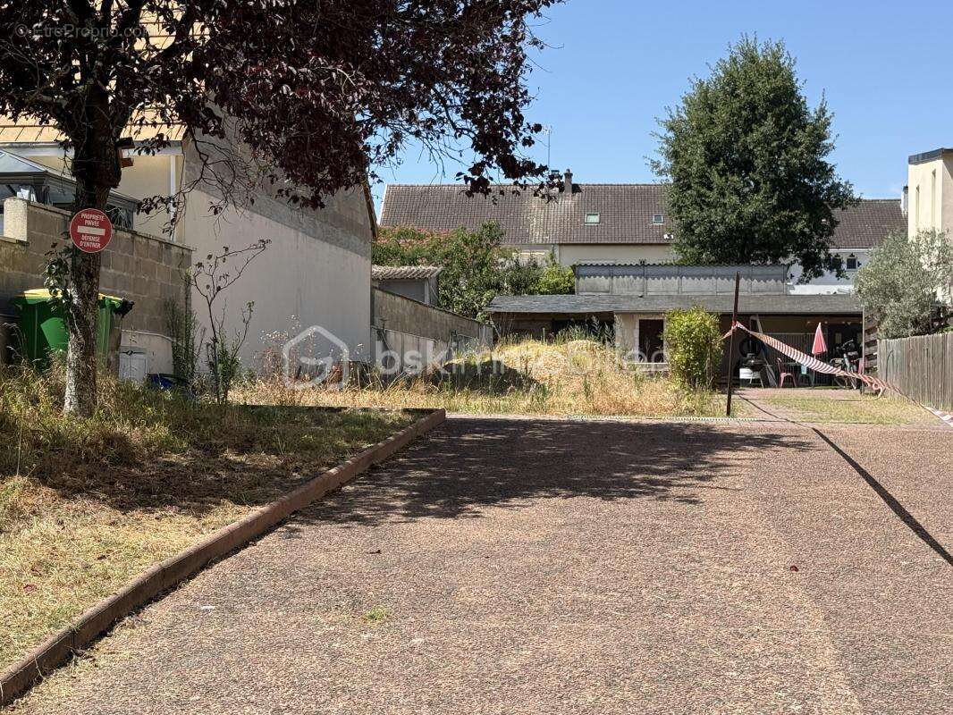 Terrain constructible – Le Mans – 350 m² - Proche Pôle santé sud - photo 3