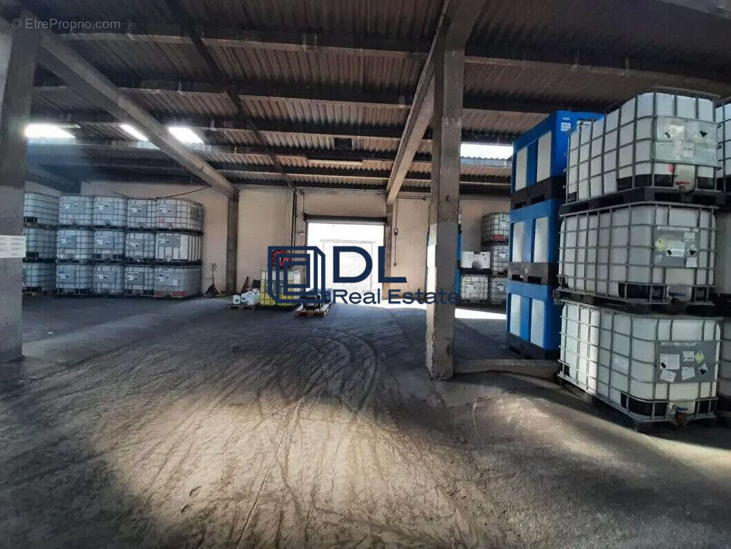 Commerce à VITRY-SUR-SEINE