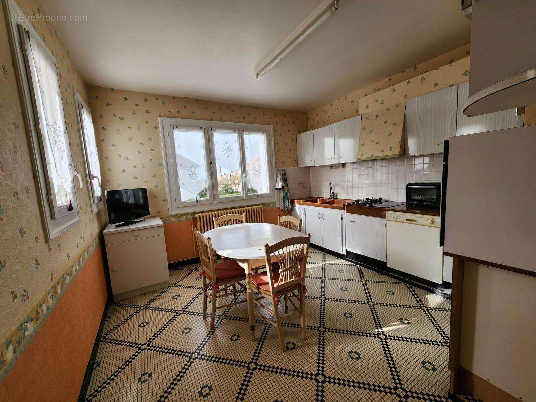 Maison à MONDOUBLEAU
